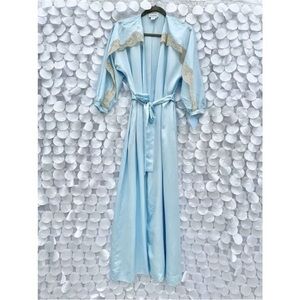 Natori baby blue old Hollywood style caped dressing robe EUC size M